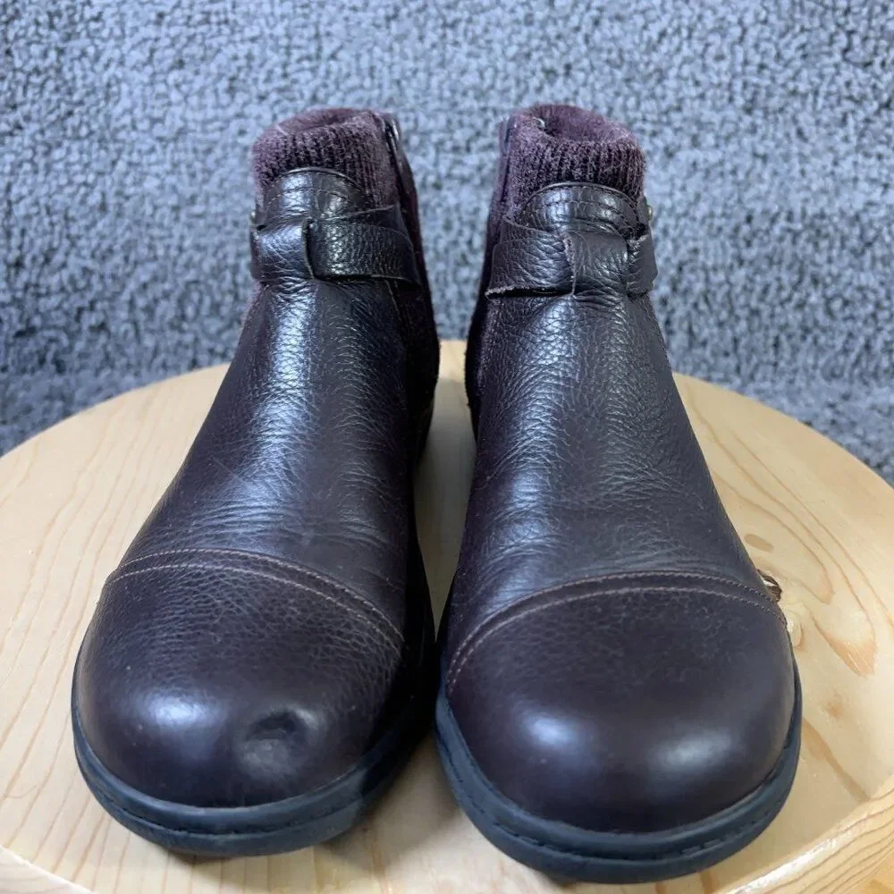 Clarks Boots Cheyn Kisha Womens Size 9 Tumbled Leather Burgundy Knit Cuff Ankle